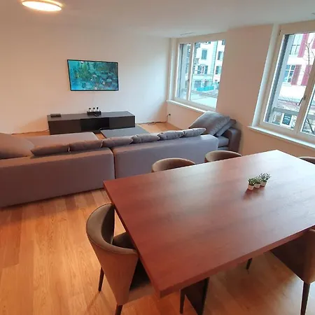 Wollishofen Station 2 Bedroom Luxury Zurich