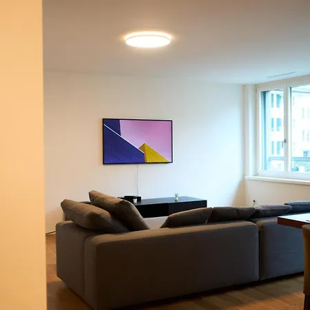 Wollishofen Station 2 Bedroom Luxury * Zurich