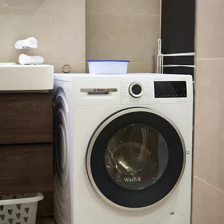 Wollishofen Station 2 Bedroom Luxury