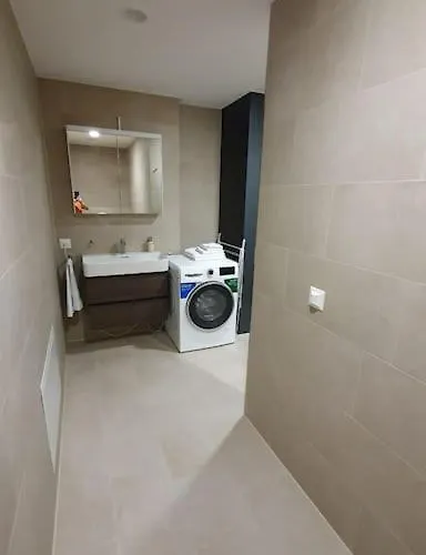 Appartement Wollishofen Station 2 Bedroom Luxury Zürich