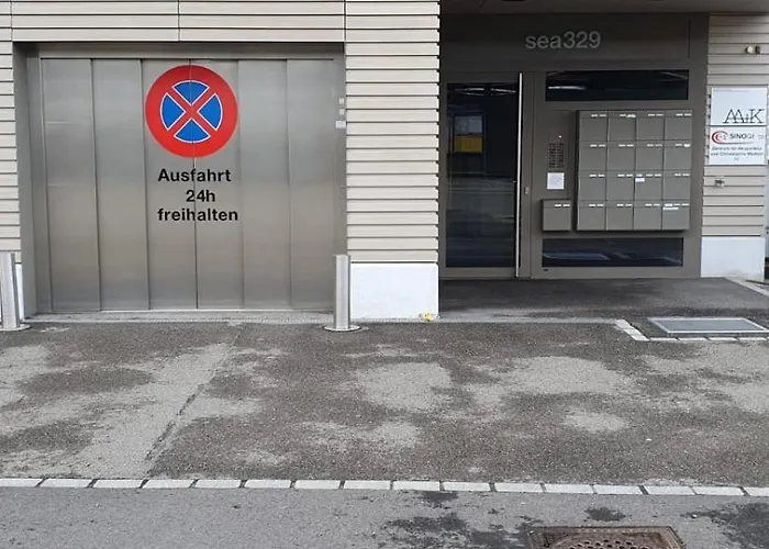 Wollishofen Station 2 Bedroom Luxury *