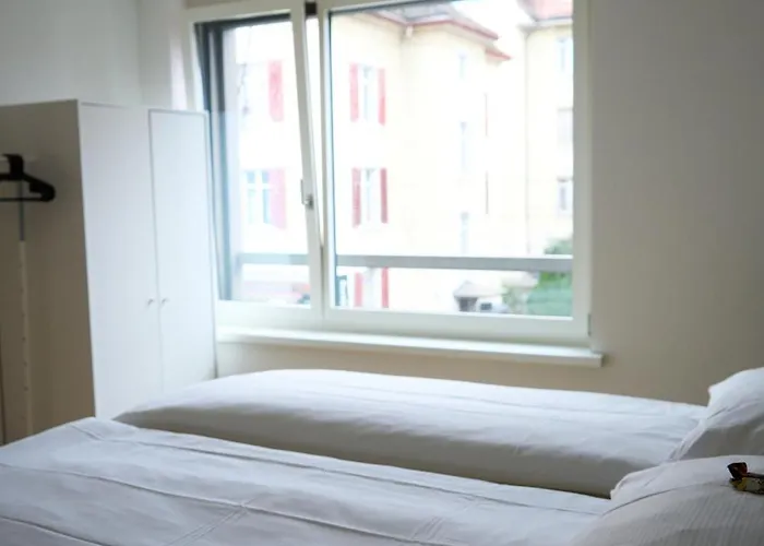 Appartement Wollishofen Station 2 Bedroom Luxury *