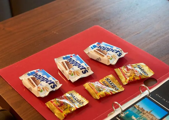 Wollishofen Station 2 Bedroom Luxury 아파트 *