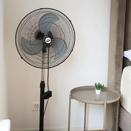 Wollishofen Station 2 Bedroom Luxury Apartamento