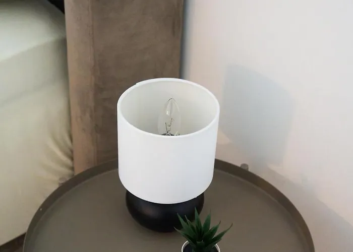 Appartement Wollishofen Station 2 Bedroom Luxury *