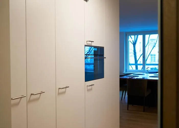 Wollishofen Station 2 Bedroom Luxury * Zurich